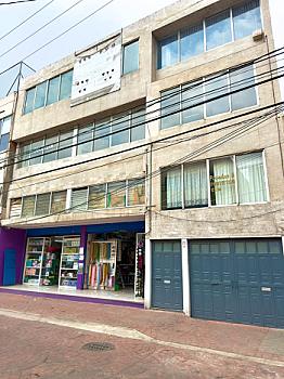 EDICICIO EN VENTA EN EL CENTRO DE TOLUCA A UN COSTADO DE LOS PORTALES EXCELENTE INVERSION