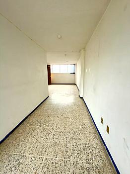 EDICICIO EN VENTA EN EL CENTRO DE TOLUCA A UN COSTADO DE LOS PORTALES EXCELENTE INVERSION