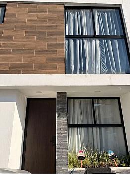 Se renta hermosa Casa Amueblada en Cuautlancingo $14,000.00