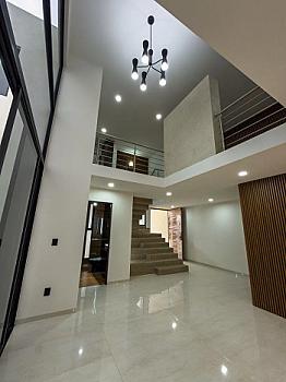 RESIDENCIA DE LUJO DISEÑO INTELIGENTE, NUEVA A ESTRENAR!!! CONDOMINIO CON VIG 24/7