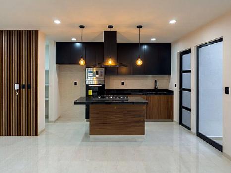 RESIDENCIA DE LUJO DISEÑO INTELIGENTE, NUEVA A ESTRENAR!!! CONDOMINIO CON VIG 24/7