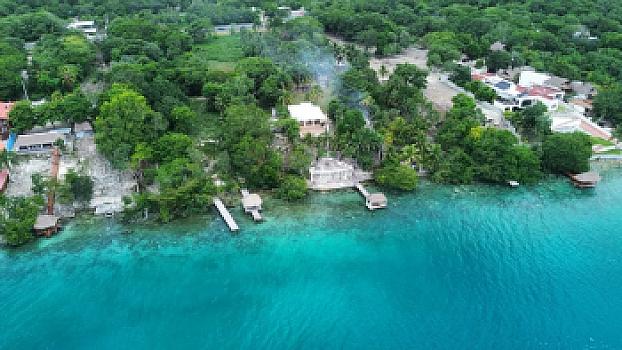 TERRENO FRENTE A LA GUNA DE BACALAR