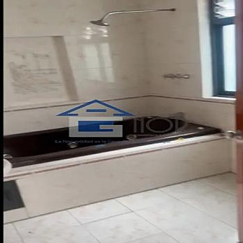 Venta de casa en la Roma Sur, paca habitarla o negocio.