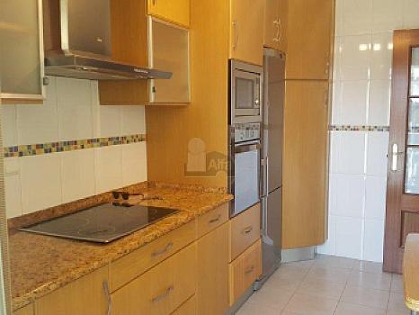 Piso en venta en PARQUE - JARDINES DE LA VEGA, Torrelavega, Cantabria