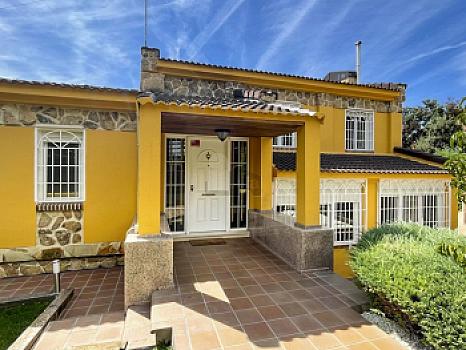 Chalet/casa independiente en venta en El bosque, Villaviciosa de Odón, Madrid