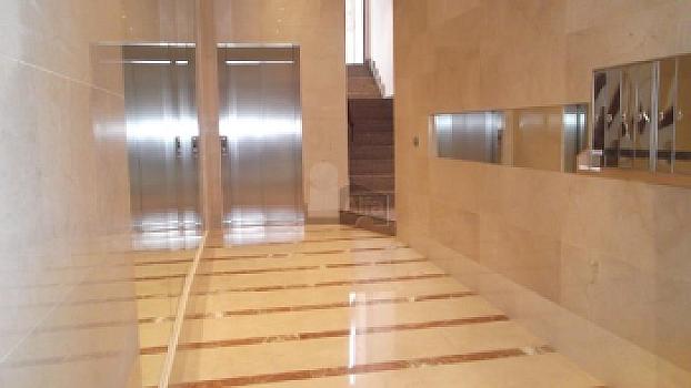 Viviendas y oficinas en venta en Centro, Plaza Mayor, Torrelavega, Cantabria