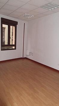 Viviendas y oficinas en venta en Centro, Plaza Mayor, Torrelavega, Cantabria