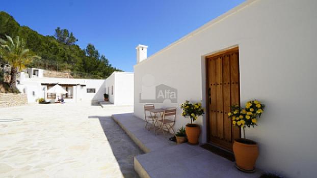 Detached villa/house for sale in countryside, San Juan Bautista, Baleares
