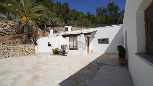 Detached villa/house for sale in countryside, San Juan Bautista, Baleares