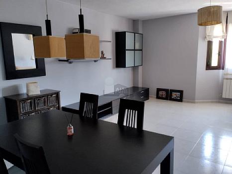 Duplex for sale in Zona de Correos, Camarma de Esteruelas, Madrid