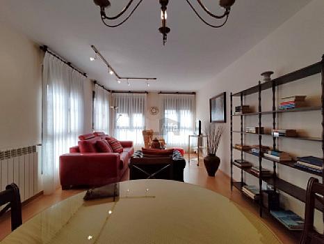 Piso en venta en Avda. Valladolid, Soria, Soria