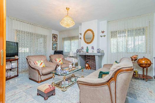 Chalet/casa independiente en venta en CENTRO, Moralzarzal, Madrid