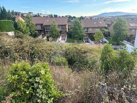 Urban land for sale in GORRAIZ, Gorráiz, Navarra