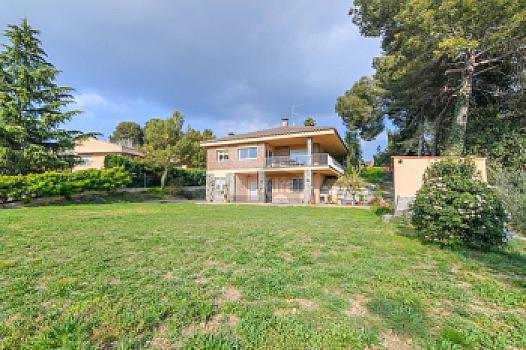 Chalet/casa independiente en venta en Castellarnau, Sabadell, Barcelona