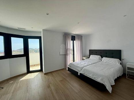 Chalet/casa adosado en venta en Balcón de Finestrat-Terra Marina, Alicante
