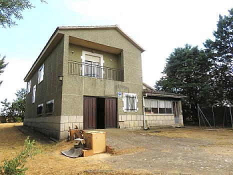 Chalet/casa independiente en venta en Arcahueja, Valdefresno, León