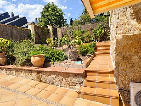 Chalet/casa independiente en venta en Cantagallos, Miraflores de la Sierra, Madrid