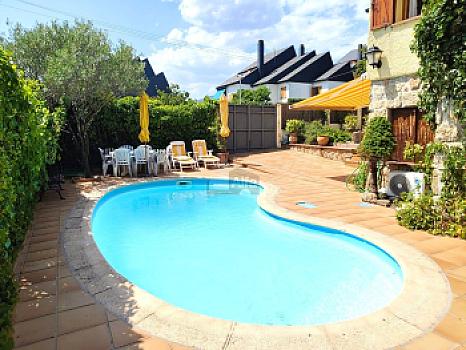 Chalet/casa independiente en venta en Cantagallos, Miraflores de la Sierra, Madrid