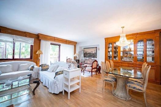 Chalet/casa adosado en venta en ARTURO SORIA, Madrid, Madrid