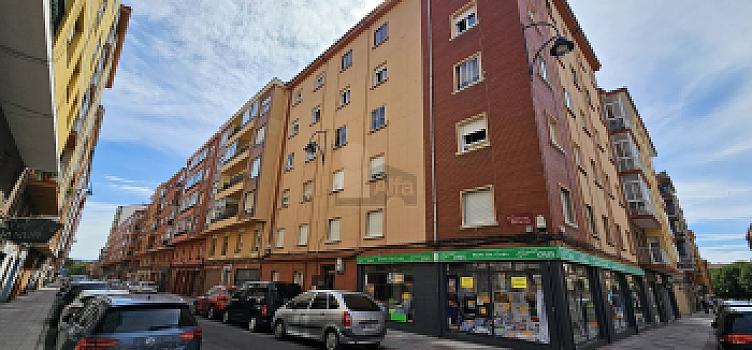 Piso en venta en SAN MAMÉS, León, León