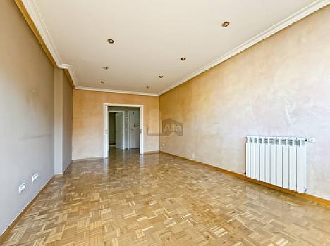 Piso en venta en Estrella, Madrid, Madrid