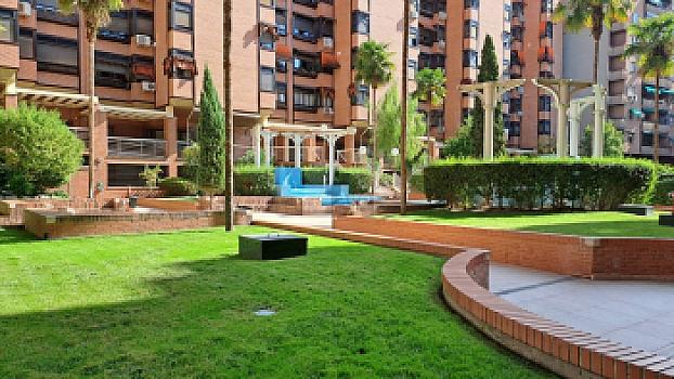 Piso en venta en Pacifico, Madrid, Madrid