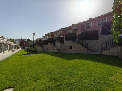 Chalet/casa adosado en venta en Sevilla la Nueva, Madrid