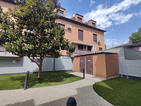 Dúplex en venta en Sevilla la Nueva, Madrid