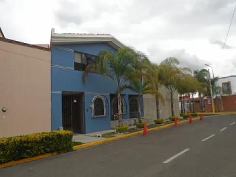 Hay casas bonitas.  Y hay casas pensadas para disfrutar cuando llegan los que quieres.