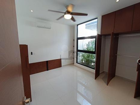 House for Rent 4 bdrms, 4 bathrooms and maid's room in Residencial AQUA, Cancun Quintana Roo, SMZ-330