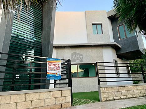 House for Sale and/or Rent in Residencial Villa Magna 5 bedrooms and 5 full bathrooms, Cancun QR