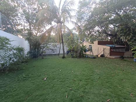 Casa en Venta Av. Colegios SM 309 con 1,500m2 de terreno y 600m2 de construcción