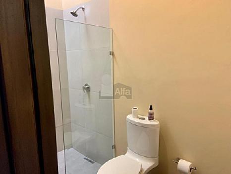 Casa en Venta amueblada con doble terreno en el Yucatan Country Club. Mérida Yucatán.
