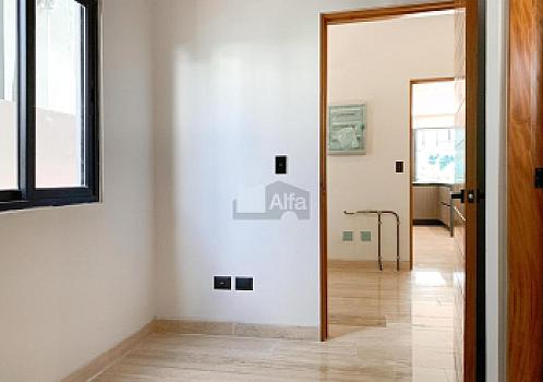 House for Sale and/or Rent in Lagos del Sol Residencial 4 recs and 4.5 bathrooms, Cancún, Quintana Roo