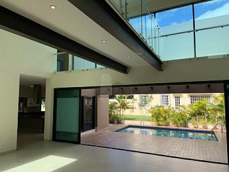 House for Sale Lagos del Sol Residencial with 4 bdrms, 1 office and 4.5 bathrooms, Cancún Quintana Roo