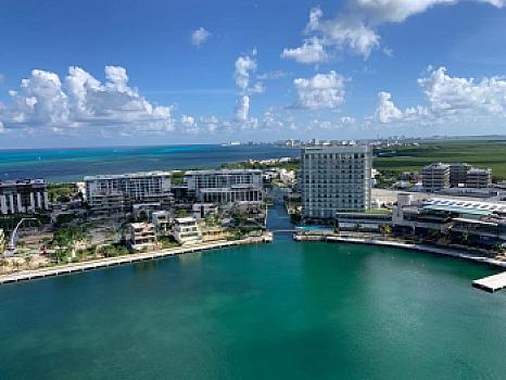 Apartment for Sale Equipped, Decorated and Furnished, Shark Tower in Puerto Cancun
