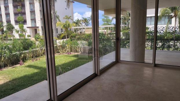 Garden House for Sale 3 bdrm 3.5 baths in Marina Puerto Cancun, Quintana Roo