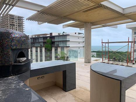 Garden House for Sale 3 bdrm 3.5 baths in Marina Puerto Cancun, Quintana Roo