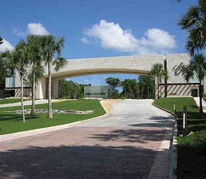 House for Sale in Residencial Country Village, Cancún Country Club