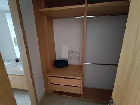 PH for Sale with 4 Beds and 5.5 Baths Marina Puerto Cancun