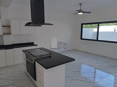 House for Sale 3 beds 3.5 baths, Arbolada Cancun Quintana Roo