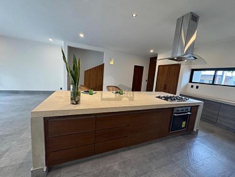 HOUSE FOR SALE IN RÍO RESIDENCIAL, CANCÚN