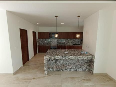 House for Sale 4 beds, 4.5 baths, Via Cumbres, Cancun Quintana Roo