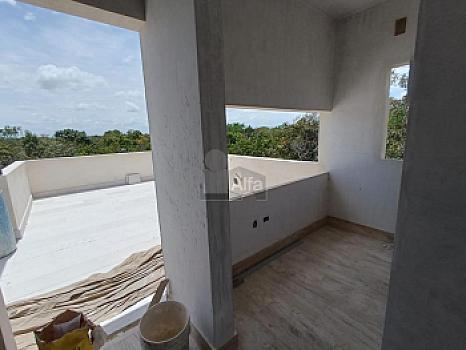 Casa en Venta Altai Residencial SMZ-329, 4 recs, 3.5 baños en 3 niveles, Cancun Quintana Roo