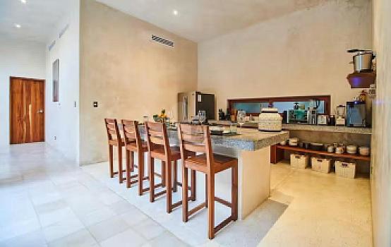 Villa Venta en Holistika, Tulum 4 Recámaras 6 Baños, 320 m², 2 Piscinas,  Rooftop con Gimnasio
