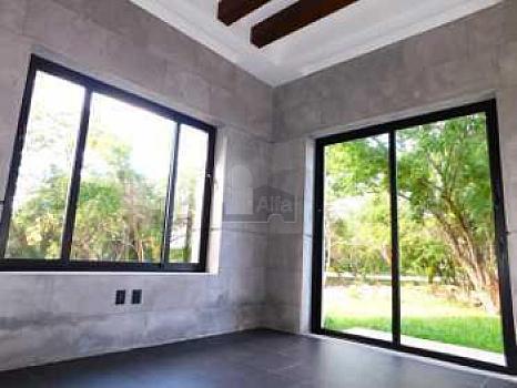 Casa en Venta y/o Renta en Residencia Cancun Country Club, Cancun Quintana Roo