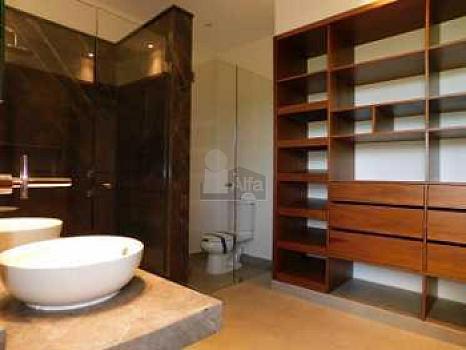 Casa en Venta y/o Renta en Residencia Cancun Country Club, Cancun Quintana Roo