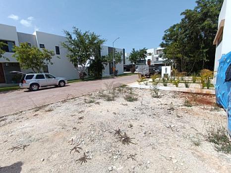Terreno en Venta en Residencial RIO, Cancun Quintana Roo