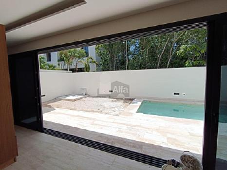 Casa en Venta – Residencial LOSANTOS, Cancún, Quintana Roo