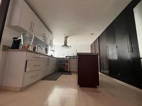 Casa en venta en La Isla 1 en lomas